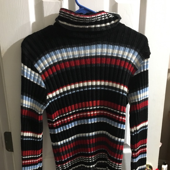 Striped turtleneck long sleeve shirt - Picture 2 of 3